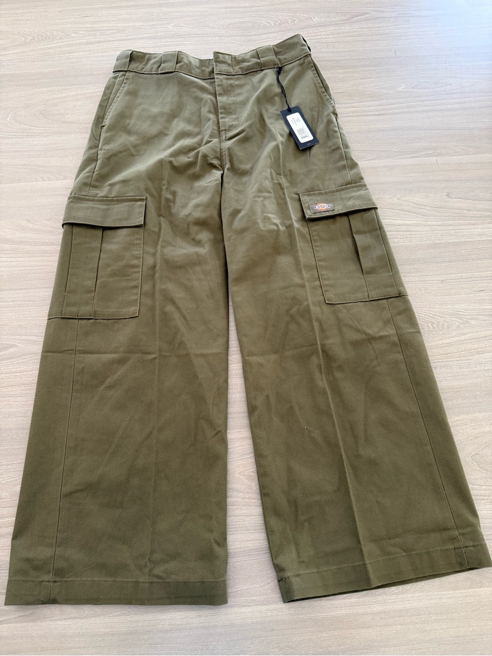 Dickies Women’s Wide Leg Cargo Work Pants Olive Green 6R NWT